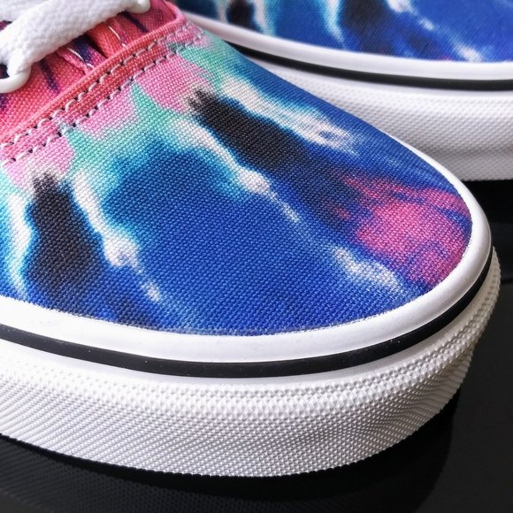 Vans Women's Authentic Tie Dye Low-Top Canvas Sneaker - Picture 4 of 11